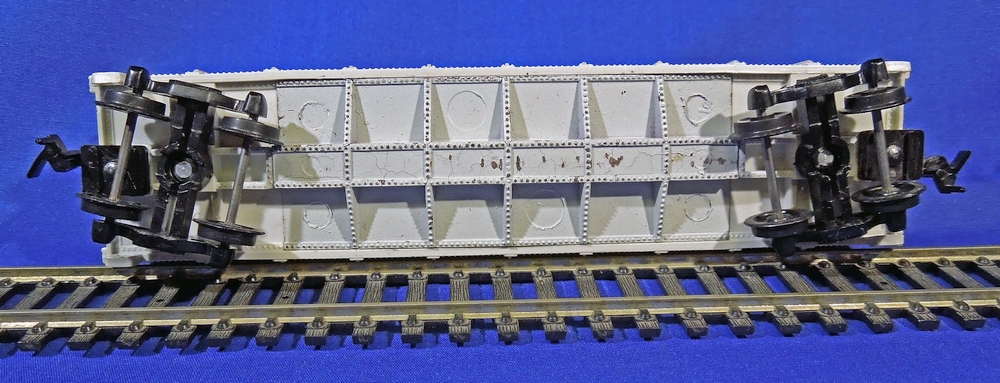 33119 bottom view showing weight