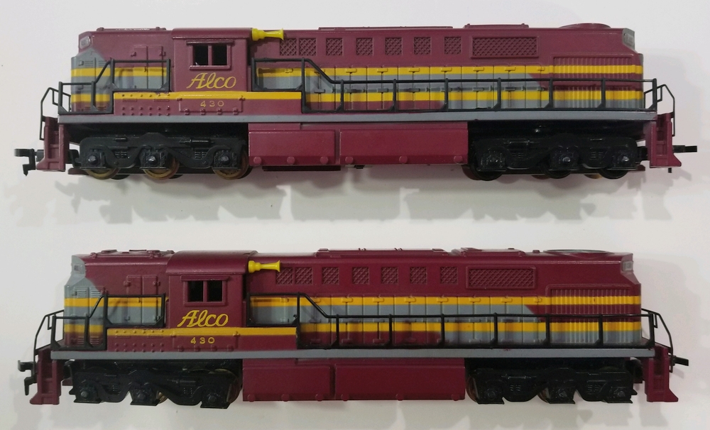 430 Reversed colors - Side View