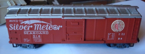 Seaboard Box Car-Silver Roof
